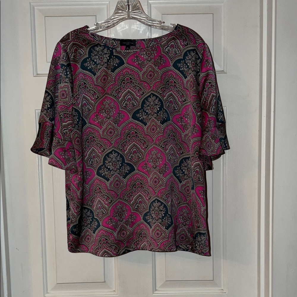 Elegant Paisley Blouse - Pink and Black